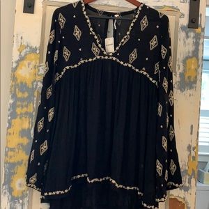 Free People Top XS but very roomy NWT